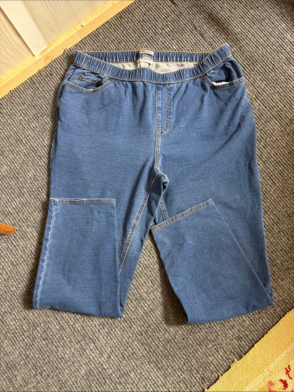 NYDJ Catherines Relaxed Elastic-Waist Blue Denim Jeans